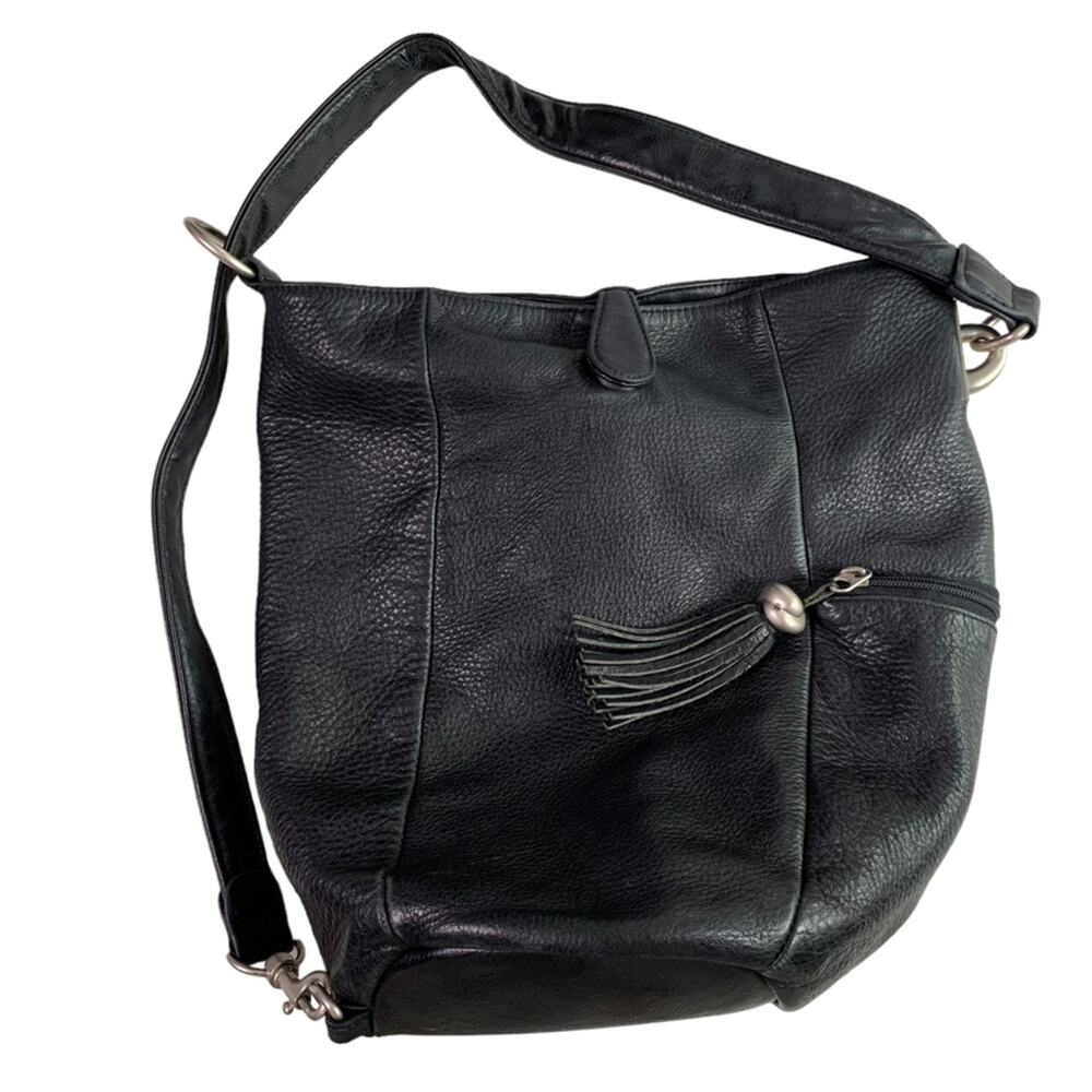 Women's Shoulder Bag Purse 100% Leather Silver Hardware Zip Pockets Finge Detail